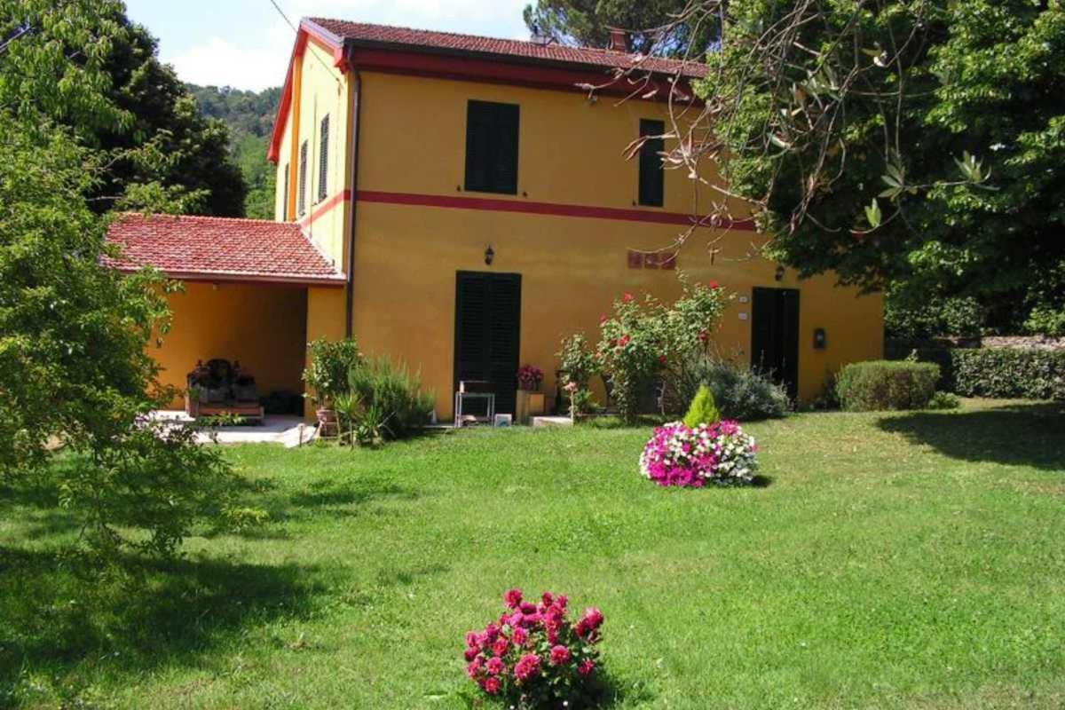 A Casa Di Antonio Hotel Lucca Exterior foto